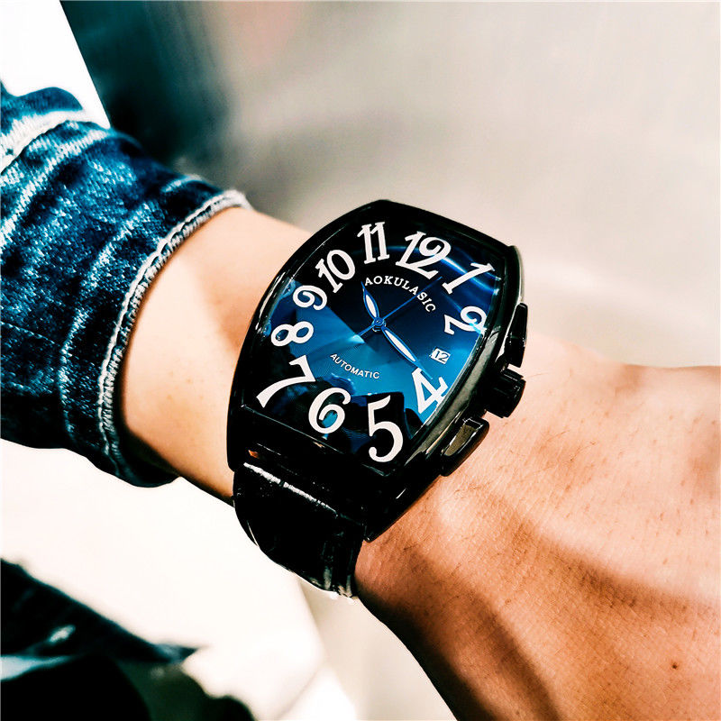 Luksusowy męski zegarek mechan – Cartier Watch Tank recenzja i cena