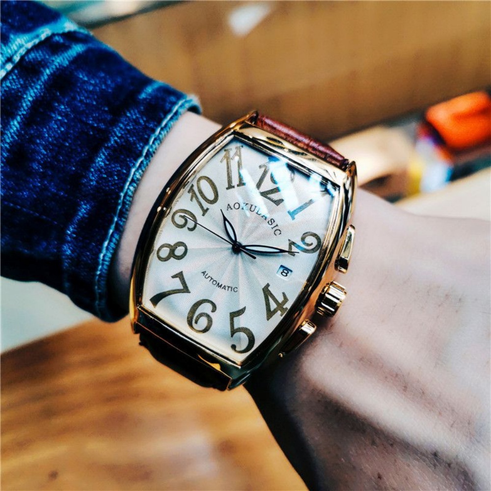 Luksusowy męski zegarek mechan – Cartier Watch Tank recenzja i cena